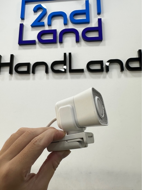 Webcam hội nghị Logitech Streamcam - Màu trắng - Ngoại hình 97% - Body