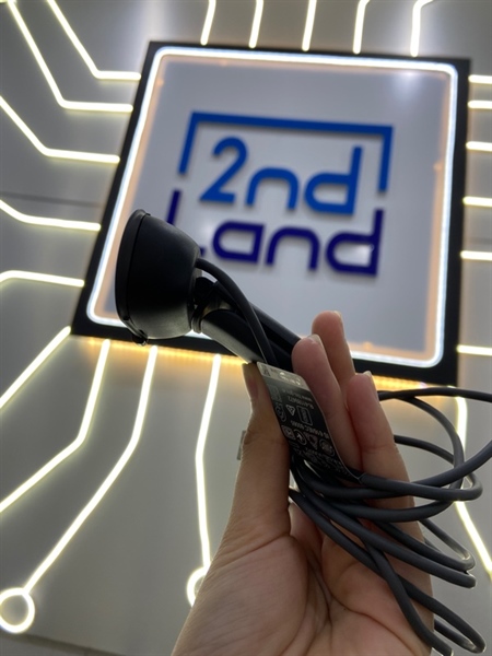 Webcam Logitech Brio 100 - Màu đen - Ngoại hình: 98% - Body 2