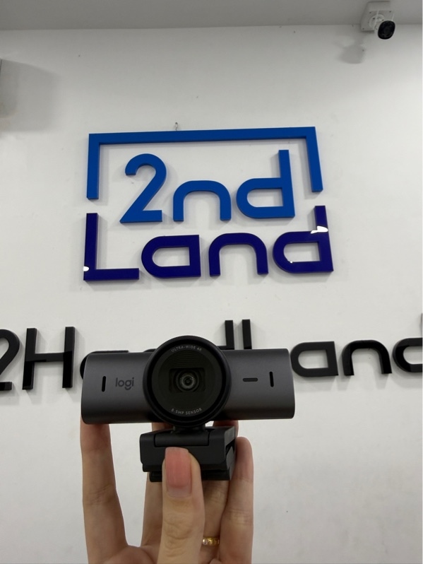 Webcam Logitech MX Brio 4K - Màu xám - Ngoại hình 97.5% - trầy - Không phụ kiện