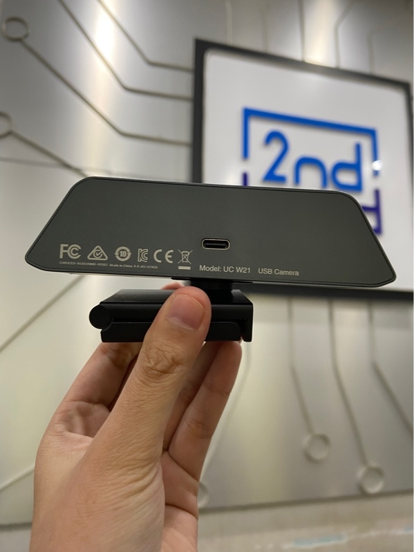 Webcam MAXHUB UC W21 - Màu đen - Ngoại hình: 97% - Xước viền - Body