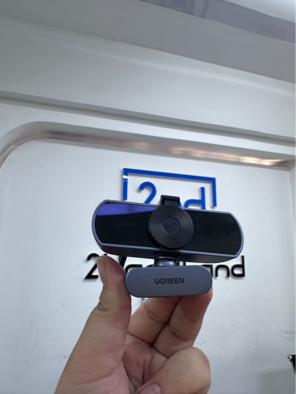 Webcam Ugreen 15728 - Màu xám bạc - Ngoại hình 97.5% - Kèm box