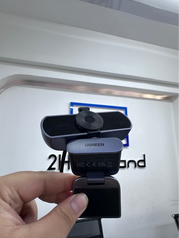 Webcam Ugreen 15728 - Màu xám bạc - Ngoại hình 97.5% - Kèm box