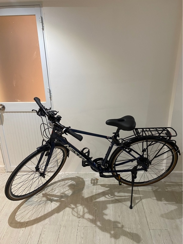 Xe đạp Nesto horse 6061 - Màu xanh đậm - Ngoại hình 98% - Bàn đạp gỉ sét nhẹ - Body