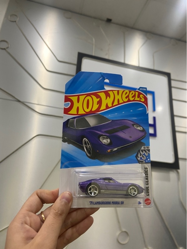 Xe Hot Wheels 71 Lamborghini Miura SV - Màu Tím - Newseal