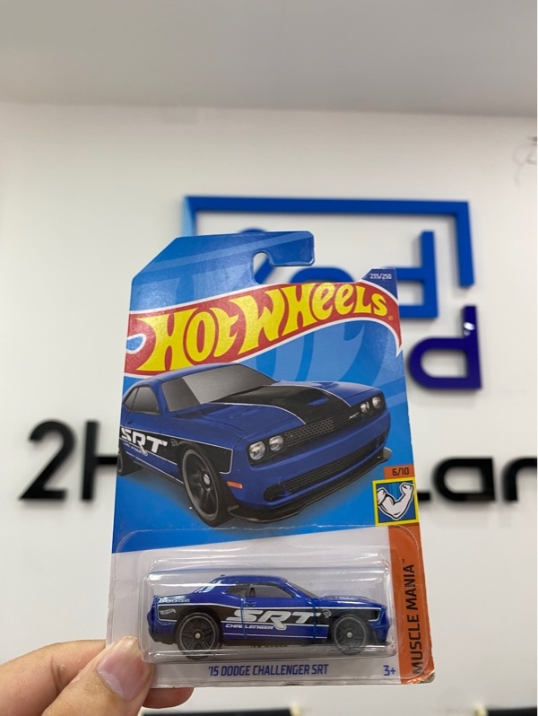 Xe mô hình Hot Wheels - 15 Dodge Challenger SRT - New seal