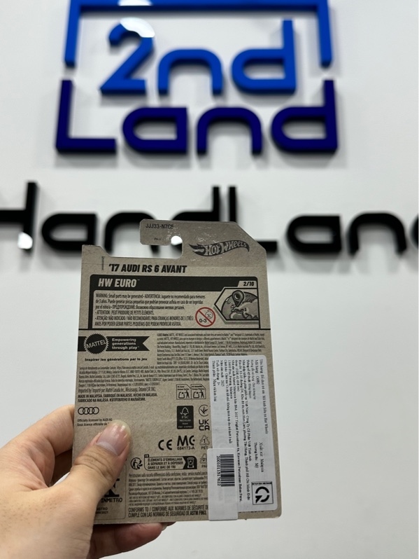 Xe mô hình Hot wheels '17 Audi RS 6 Avant - Newseal