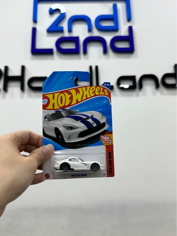 Xe mô hình Hot wheels 2013 SRT Viper - Newseal