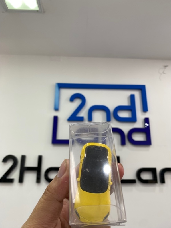 Xe mô hình Hot Wheels - 2022 Nissan Z Proto - Màu vàng - Ngoại hình: 97% - Kèm Box