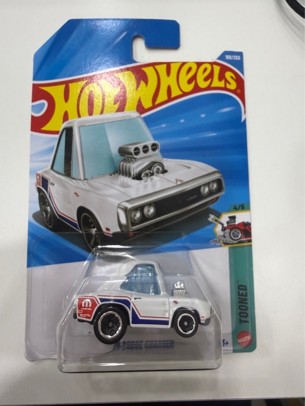 Xe mô hình Hot Wheels - 70 DODGE CHARGER - Màu trắng - NewSeal 2026
