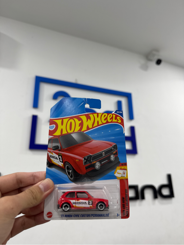 Xe mô hình hot wheels - 73 HONDA CIVIC CUSTOM/ PERSONNALISE - Màu đỏ - Newseal