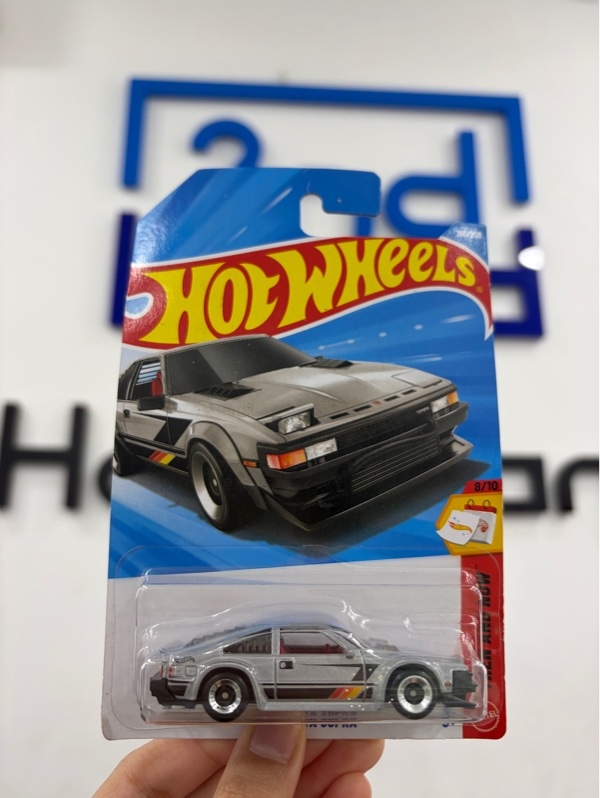 Xe mô hình Hot wheels - 82 toyota supra - Màu xám - NewSeal