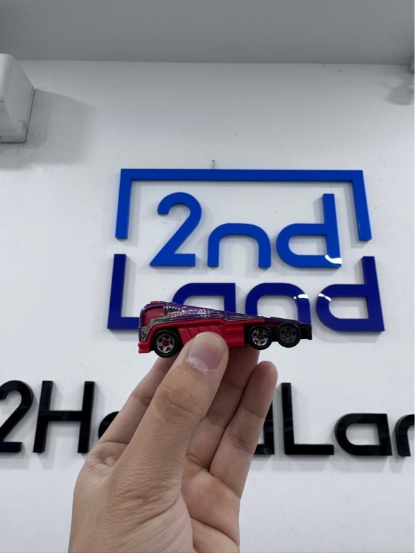 Xe mô hình Hot Wheels Back Slider - Ngoại hình 97% - Trầy xước - Body