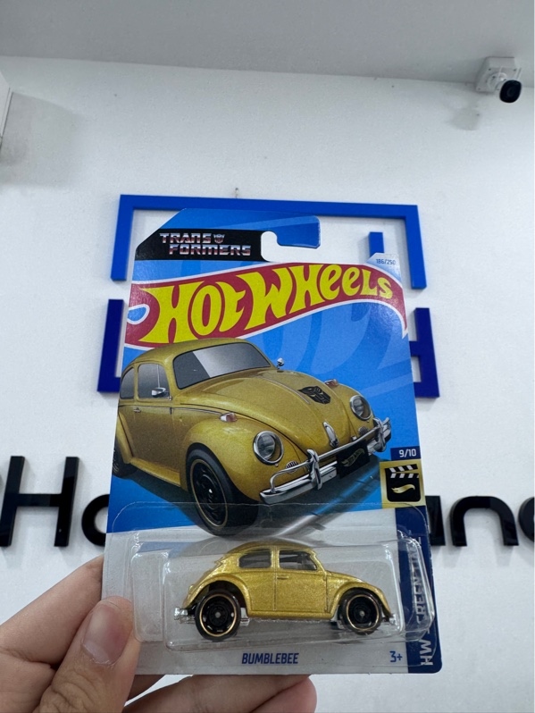 Xe mô hình Hot wheels Bumblebee - Màu vàng - Ngoại hình 98% - kèm box