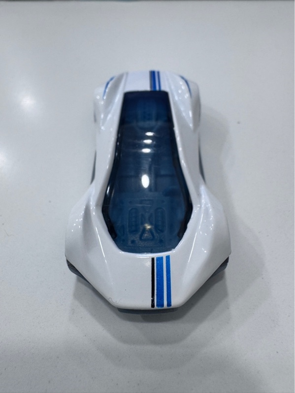 Xe mô hình Hot wheels Exotique FJV81 - Màu trắng - Ngoại hình 98% - Body