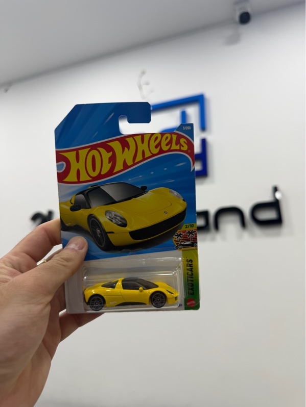 Xe mô hình Hot Wheels Gordon Murray Automotive T.330 - Newseal