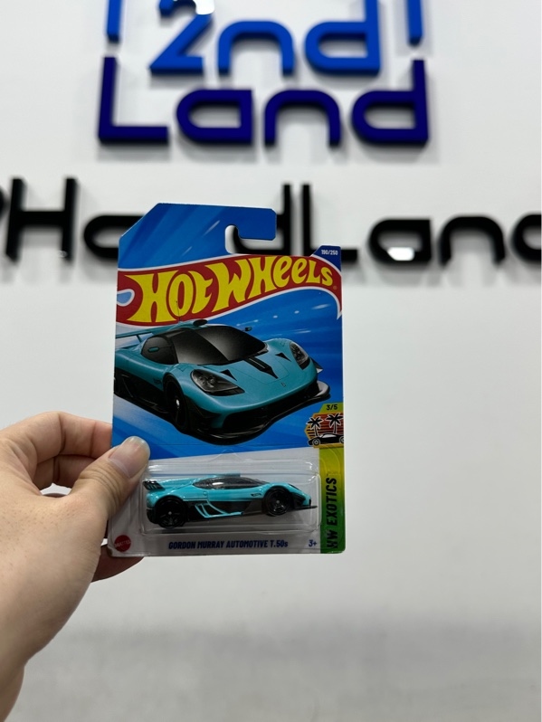 Xe mô hình Hot wheels Gordon Murray Automotive T.50s - Newseal