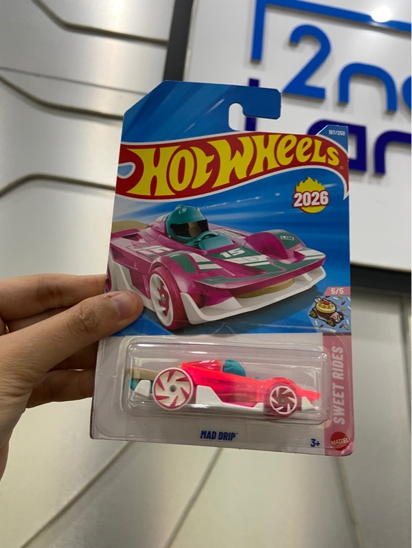 Xe mô hình Hot Wheels - Mad Drip - Màu hồng - Newseal