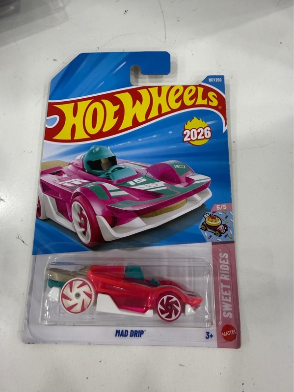 Xe mô hình Hot Wheels - MAD DRIP - Màu hồng - NewSeal 2026