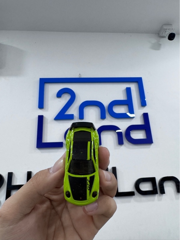 Xe mô hình Hot Wheels Porsche 911 GT2 - Ngoại hình 97% - Trầy xước - Body