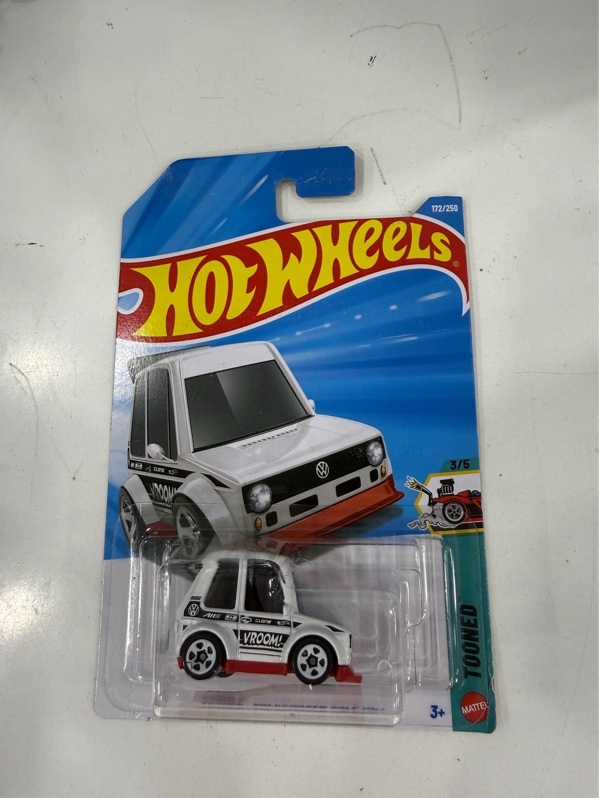 Xe mô hình Hot Wheels - TOONED VOLKSWAGEN GOLF MK1 - Màu trắng - NewSeal 2026