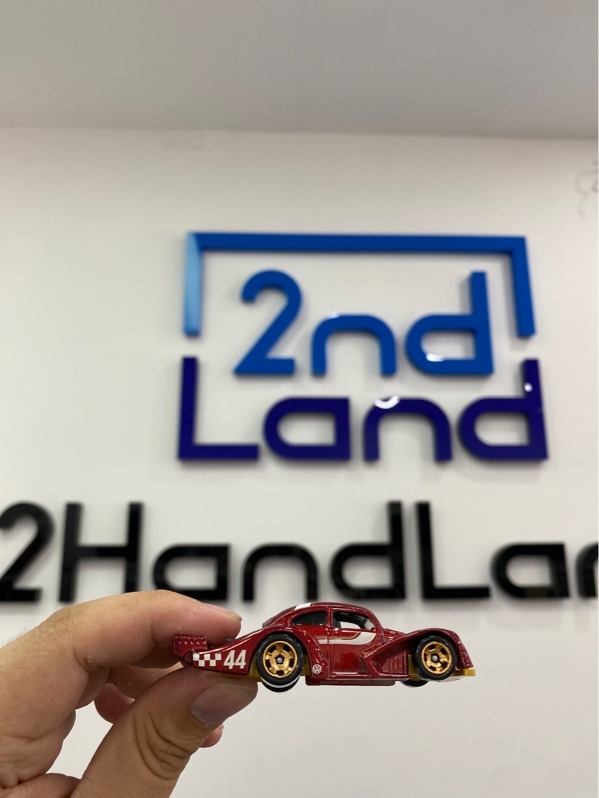 Xe mô hình Hot Wheels - Volkswagen Kafer Racer - Màu đỏ - Ngoại hình: 97% - Kèm Box