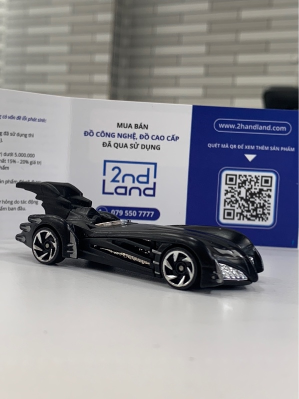 Xe mô hình Hotwheels Batman & Robin Batmobile - Màu đen - Ngoại hình: 98% - Body