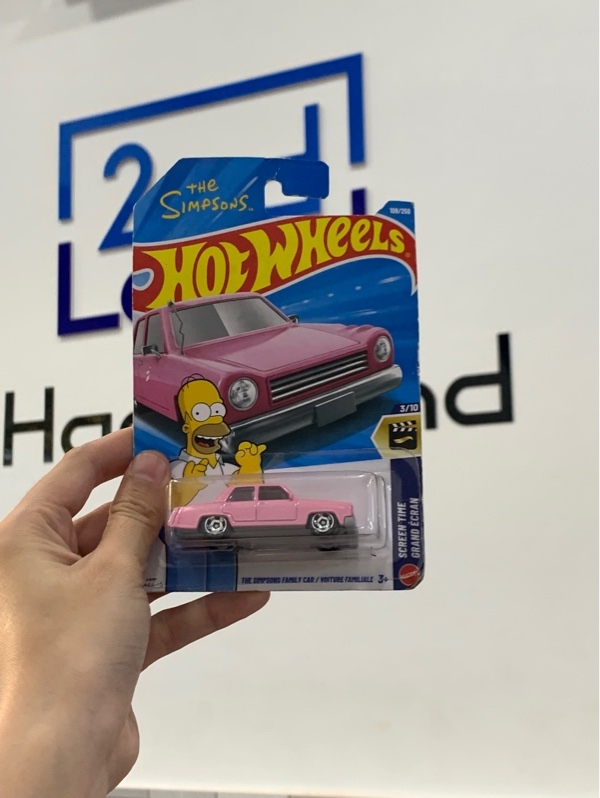 Xe mô hình Hotwheels the simpsons family car - Box