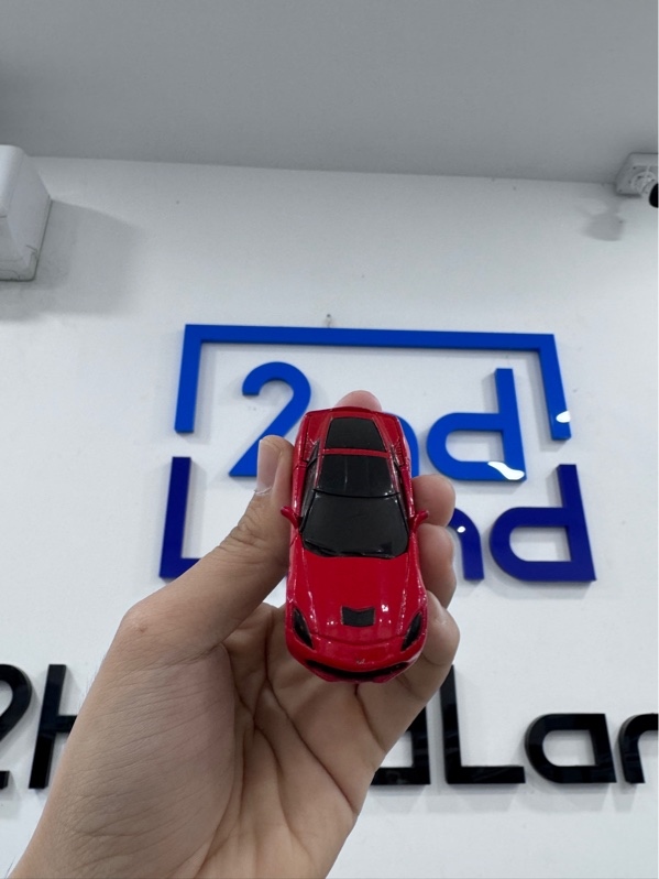 Xe mô hình Maisto 2014 Chevrolet Corvette Stingray - Ngoại hình 97% - Trầy xước - Body