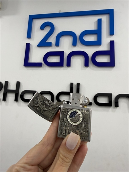 Zippo 24457-Zippo Joined Forces Emblem Street Chrome - 08/2017 - Màu bạc - Ngoại hình 98% - Kèm Box 2