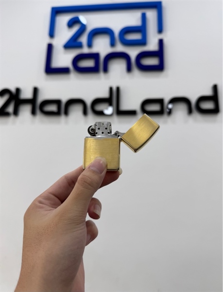 Zippo American Classic - 12/1996 - Màu vàng - Ngoại hình 97% - Body 1