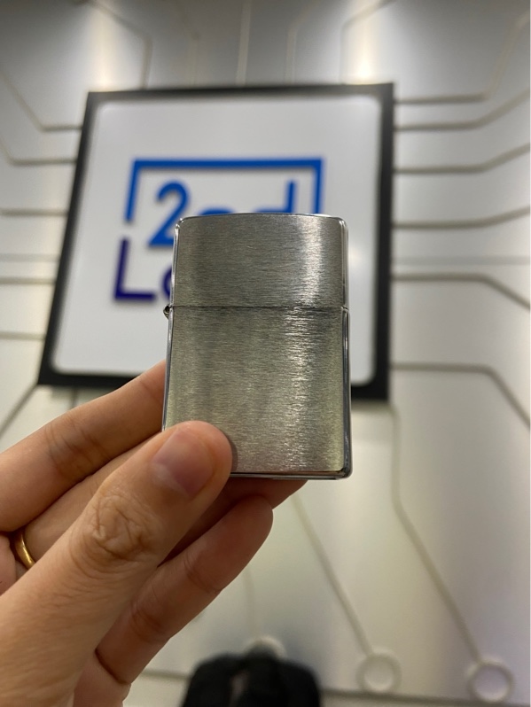 Zippo Bạc Xước - Màu bạc - Ngoại hình: 97% - Body