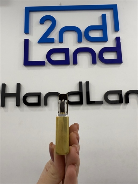 Zippo Fuji Television T3/2003 - Màu vàng - Ngoại hình 97% - Trầy - Body 2