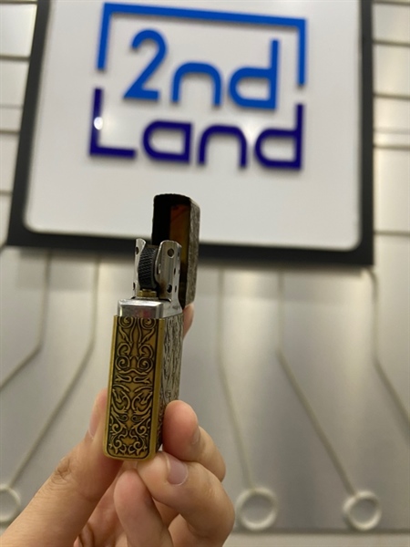 Zippo Gold House F16 E 20 - Màu gold - Ngoại hình: 97% - Body 2