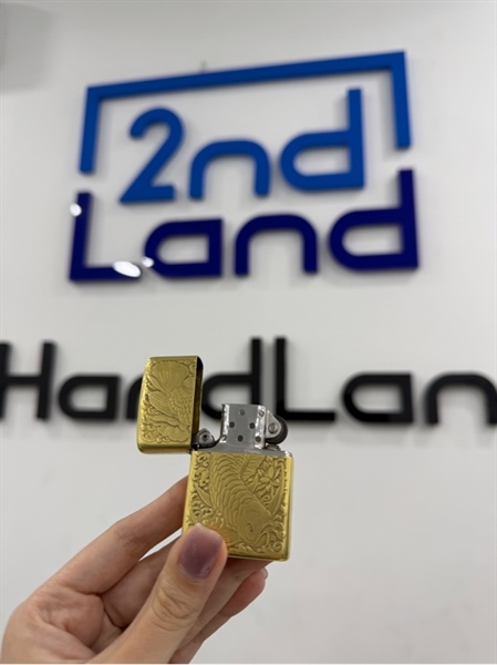 Zippo họa tiết cá chép 1980 - Màu vàng - Ngoại hình 98% - Body