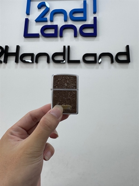 Zippo họa tiết Zorro 07/2006- Màu bạc - Ngoại hình 97% - Body