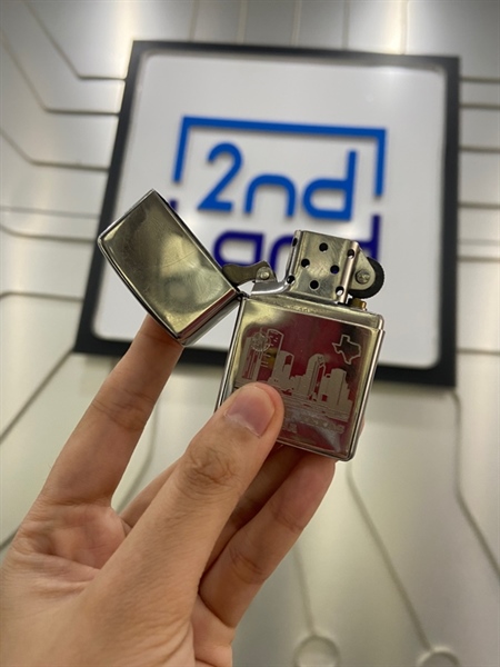 Zippo Houston Texas USA - Màu bạc - Ngoại hình: 98% - Kèm Box 2