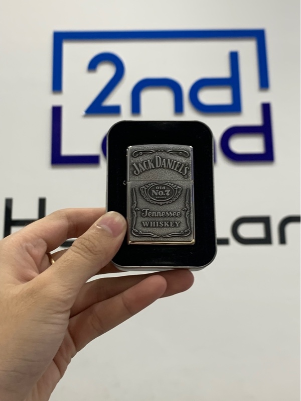 Zippo jack daniel's emblem high polish chrome - Màu bạc - Newseal