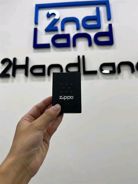Zippo Khắc 3D Cha Con Ý Nghĩa - C24 - Màu vàng đồng - Ngoại hình 98% - Fullbox 3