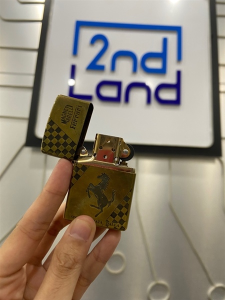 Zippo Magneti Ferrari Gold - F-16 Màu gold - Ngoại hình: 97% - Body 1