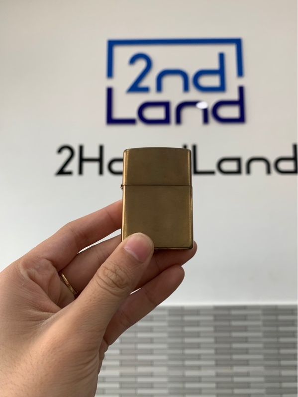 Zippo Reg Br Fn Brs Wo/Sb - Màu vàng - Newseal