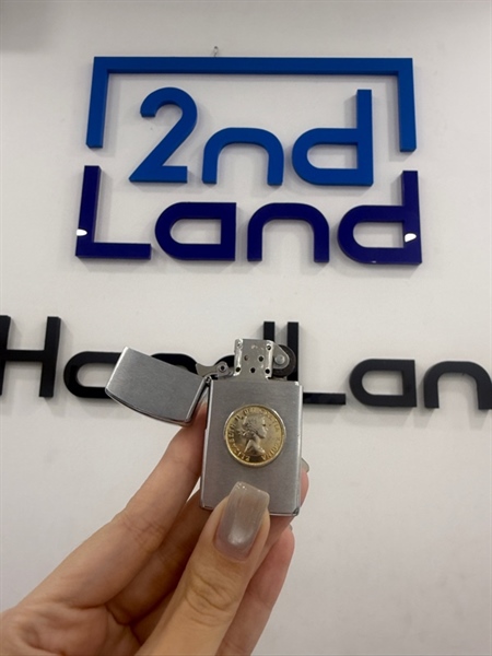 Zippo Slim đính hình Elizabeth 10/1996 - Màu bạc - Ngoại hình 97% - Body 1