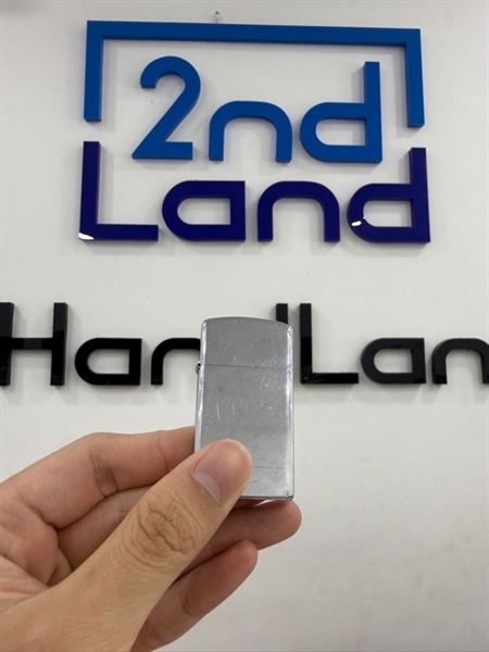 Zippo Slim Vân Sọc 1971 - Màu bạc - Ngoại hình 97% - Cấn móp - Body