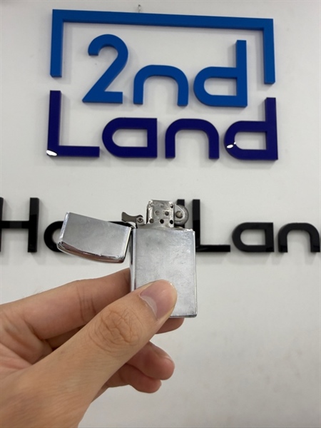 Zippo Slim Vân Sọc 1971 - Màu bạc - Ngoại hình 97% - Cấn móp - Body 1