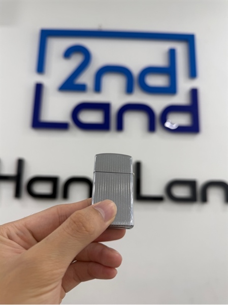 Zippo Slim vân sọc khắc Linda 1974 - Màu bạc - Ngoại hình 98% - Body 2