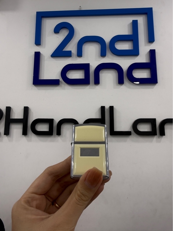 Zippo T10/2001 - Màu bạc - Ngoại hình 97% - trầy xước dây bấc đen - Body