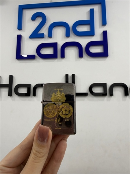 Zippo ToyoTomi Tokugawa Oda T7/2003 - Màu bạc - Ngoại hình 97% - Body