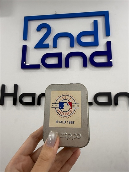 Zippo UBS 01/1999 - Màu bạc - Ngoại hình 98% - Kèm Box