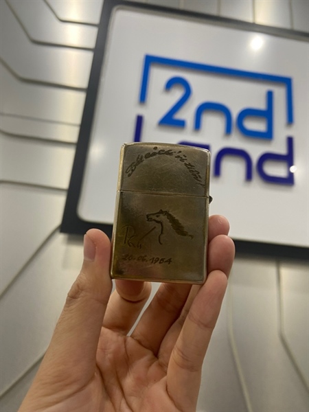 Zippo USA F07 - Màu vàng - Ngoại hình: 97% - Hết đá - Body