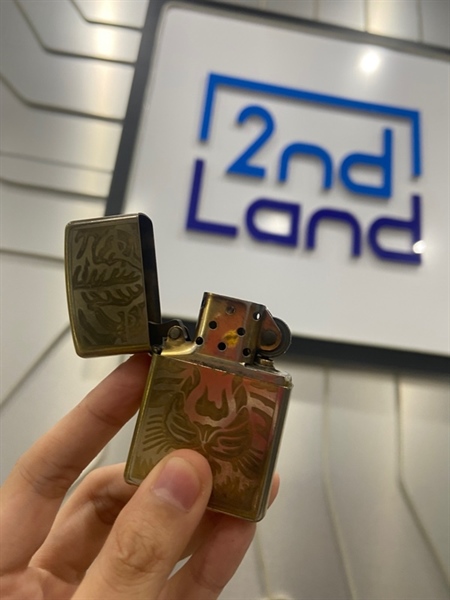 Zippo USA F07 - Màu vàng - Ngoại hình: 97% - Hết đá - Body 1
