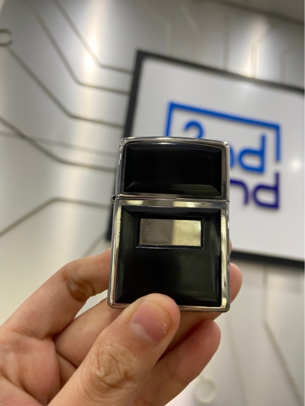 Zippo USA Flints and Fluid - Màu bạc - Ngoại hình: 97% - Body